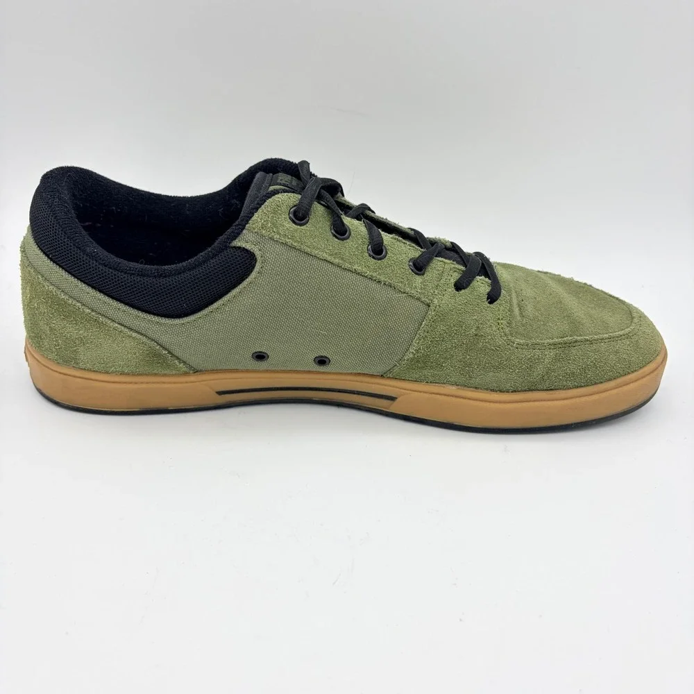 Fallen Footwear excellent preowned